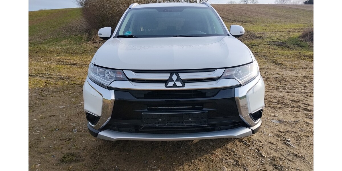 Mitsubishi Outlander III 125.000 km 15.000 &euro; Ahrensbök 23623