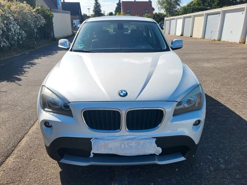 X1