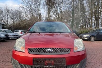 Ford Fiesta 147.000 km 1.200 &euro; Lübeck 23560