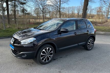 Nissan Qashqai 181.000 km 5.900 &euro; Bad Segeberg 23795