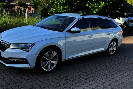 Skoda Superb 97.351 km 19.457 &euro; Bad Schwartau 23611