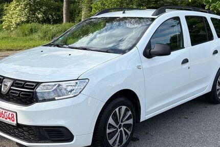 Dacia Logan 117.000 km 4.200 &euro; Kastorf 23847