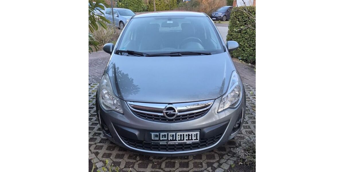 Opel Corsa 103.000 km 4.400 &euro; Bad Schwartau 23611