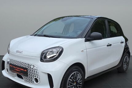 Smart ForFour 49.096 km 9.990 &euro; Lübeck 23568