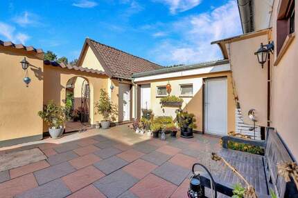 Kleinod auf großzügigem Sonnengrundstück 3 zimmer