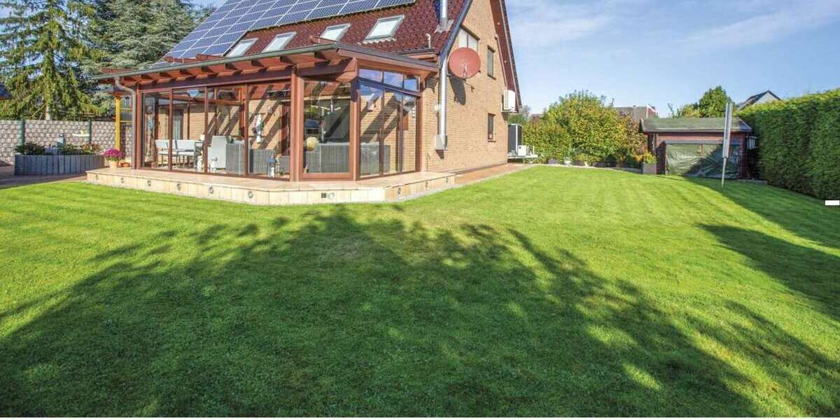 Einfamilienhaus Sandesneben - 6 Zimmer, 212 m&sup2;, 664.000&euro; | Angebot:18303568