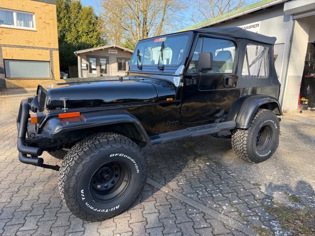 Jeep Wrangler 196.000 km 9.490 &euro; Linau 22959