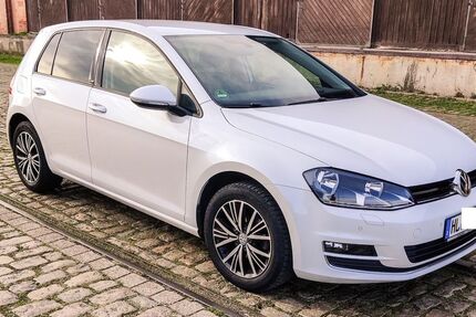 VW Golf 92.000 km 10.900 &euro; Lübeck 23552