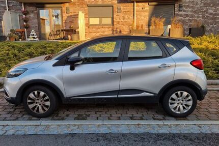 Renault Captur 132.121 km 8.100 &euro; Bad Oldesloe 23843