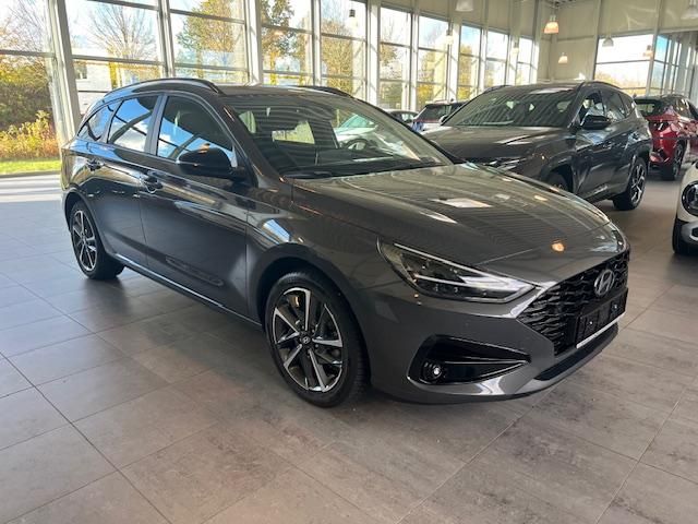 Hyundai i30 19.112 km 23.980 € Lübeck 23562