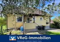 Grundstück oder für Handwerker: Ratzeburg in bester Lage - Fertighaus auf 1060 qm Eigenland