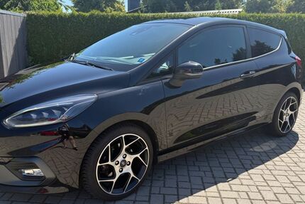 Ford Fiesta 84.000 km 14.890 &euro; Breitenfelde 23881