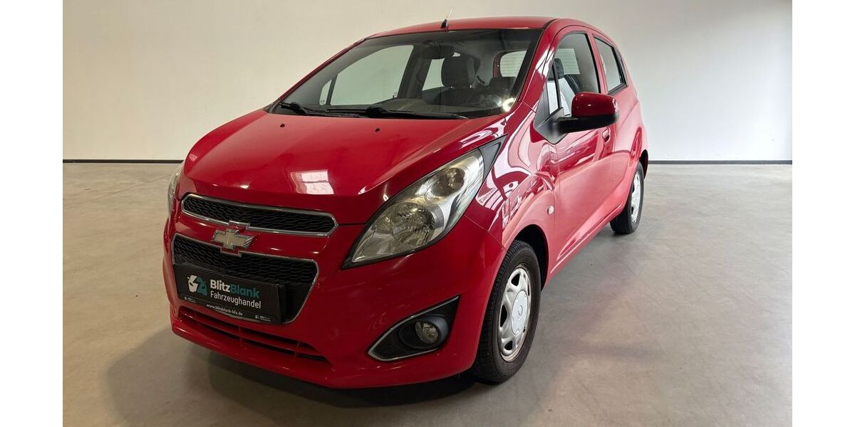 Chevrolet Spark 95.000 km 3.490 € Ahrensbök 23623