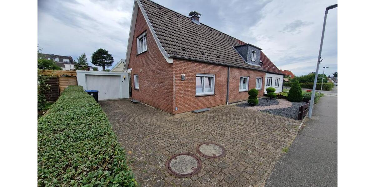 Doppelhaushälfte Lübeck Kücknitz - 6 Zimmer, 156 m&sup2;, 1.800&euro; | Angebot:25551693