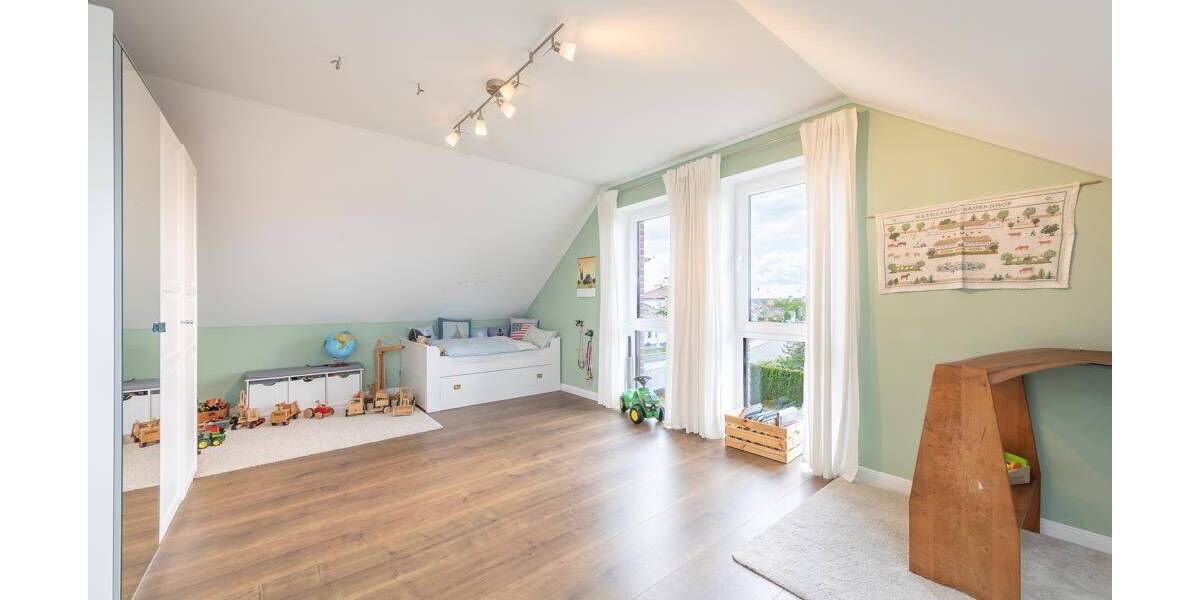 Einfamilienhaus Ratzeburg - 7 Zimmer, 725.000&euro; | Angebot:26858881