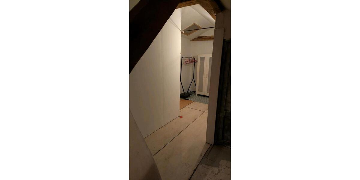 Dachgeschoßwohnung Dassow - 1 Zimmer, 34 m&sup2;, 360&euro; | Angebot:25550471