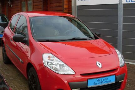 Renault Clio 86.400 km 5.250 &euro; Alt-Mölln 23881