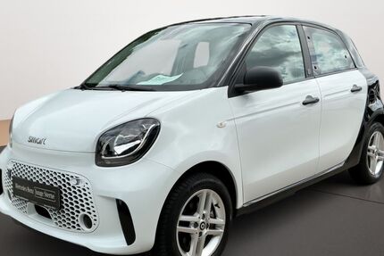 Smart ForFour 11.157 km 9.990 &euro; Lübeck 23556