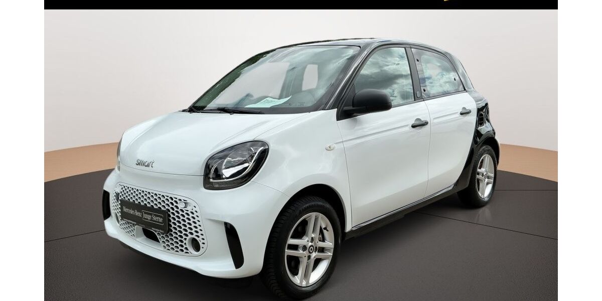 Smart ForFour 11.157 km 9.990 &euro; Lübeck 23556