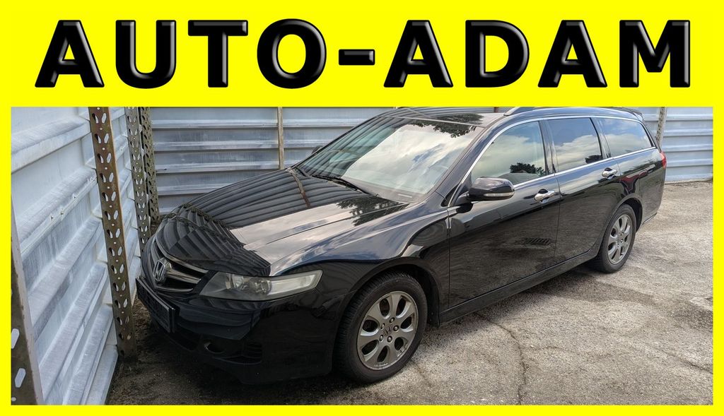 Honda Accord 297.928 km 3.800 &euro; Lübeck 23556