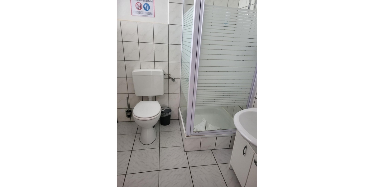 K357 Staffboarding – Monteurzimmervermietung, Vermittlung in Lübeck (Zweibettzimmer) - Zimmer Ratekau | Angebot:27225041
