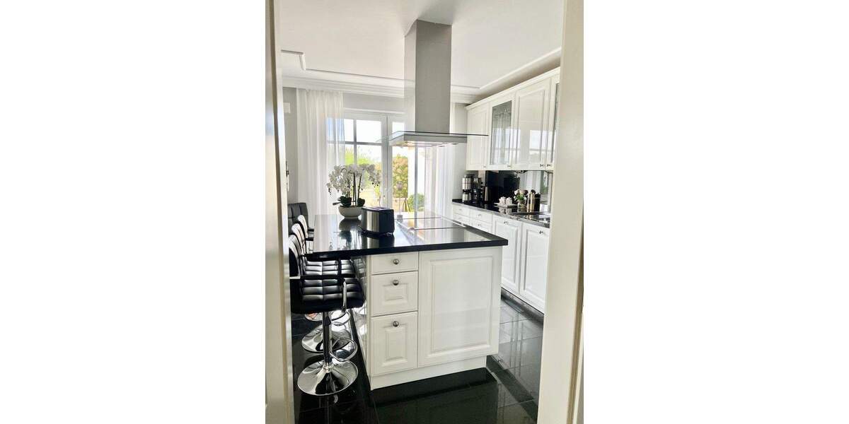 Exkl. Energiesparhaus in hochwertiger Bauweise mit traumhaften Ausblick, in ruhiger zentraler Lage 7 zimmer