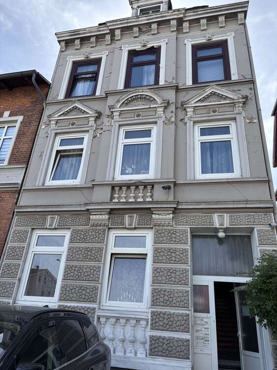 Wohnung zum Kaufen in Lübeck 239.000 € 170 m²