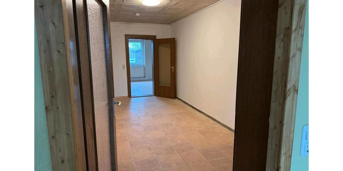 5 Zimmer Wohnung in Klein Neuleben zu sofort 5 zimmer