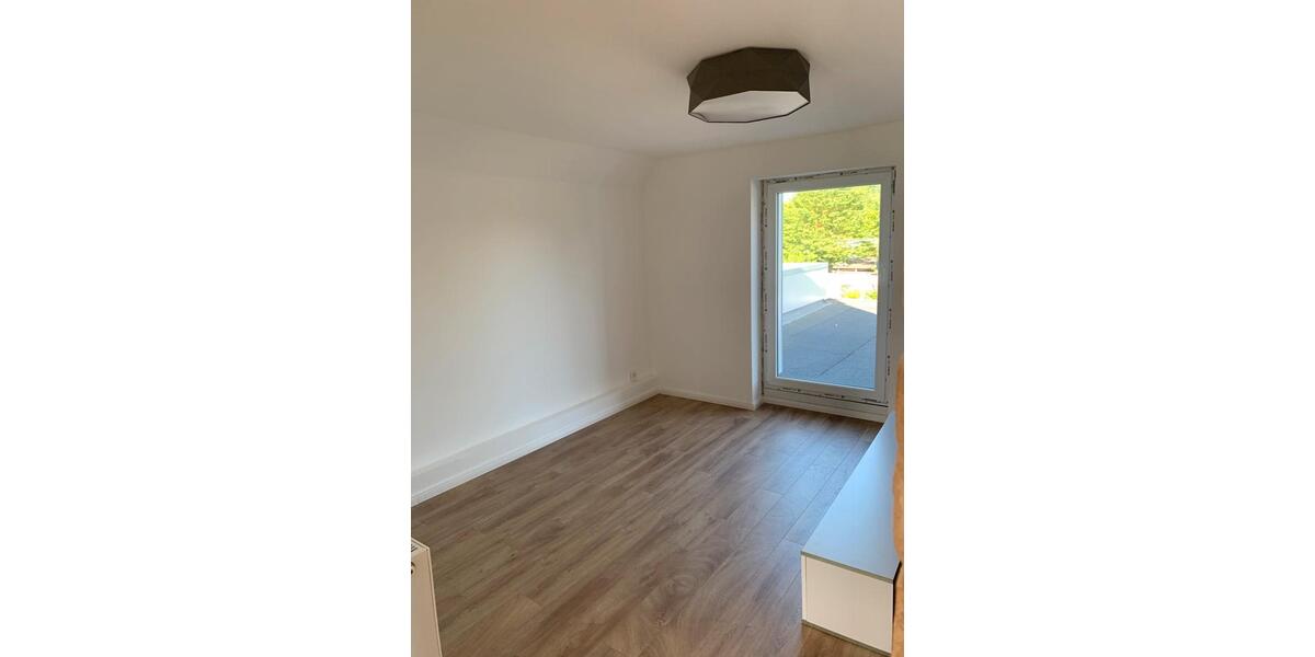 Doppelhaushälfte Lübeck Sankt Lorenz Nord - 6 Zimmer, 125 m&sup2;, 330.000&euro; | Angebot:26749330