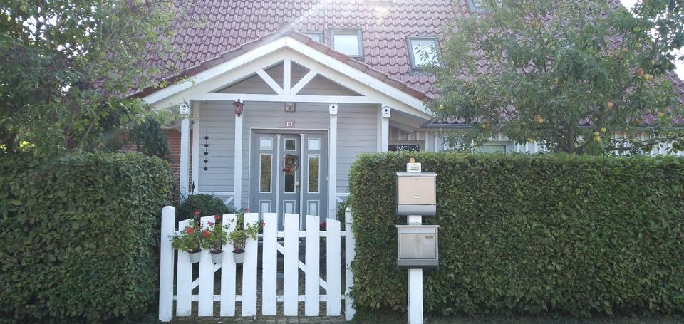 Dachgeschoßwohnung Bad Segeberg - 3 Zimmer, 74 m&sup2;, 799&euro; | Angebot:25342804