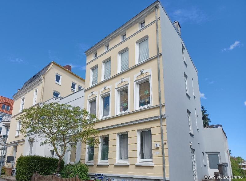 MFH mit 4 Parteien nahe Hauptbahnhof (350 Meter Luftlinie), nahe Dräger, nahe Innenstadt - Mehrfamilienhaus, Wohnhaus Lübeck Sankt Lorenz Süd | Angebot:25265949
