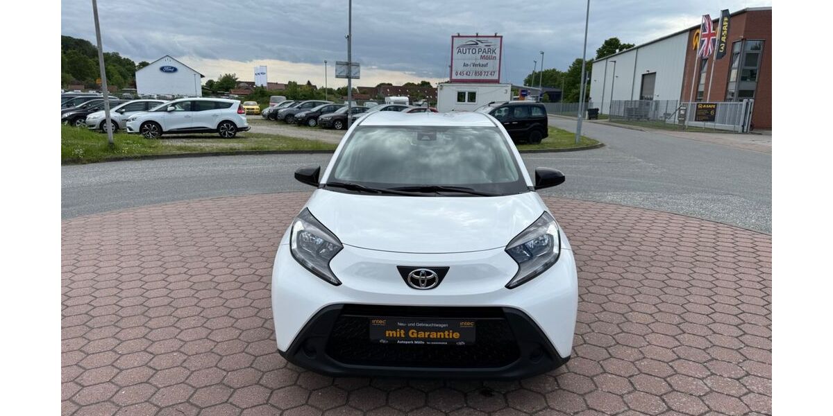 Toyota Aygo (X) 77.288 km 11.490 &euro; Mölln 23879