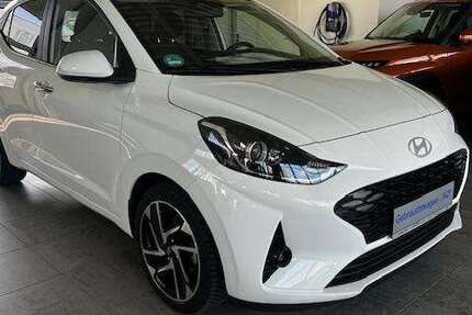 Hyundai i10 8.737 km 18.380 &euro; Lübeck 23562