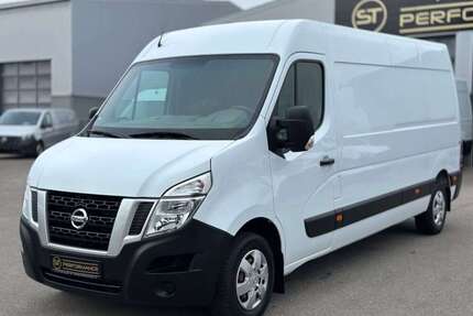 Nissan NV400