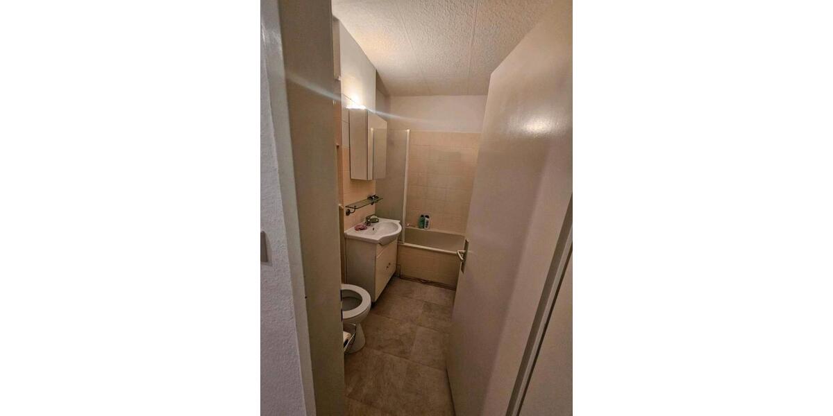 Etagenwohnung Lübeck Sankt Jürgen - 2 Zimmer, 65 m&sup2;, 590&euro; | Angebot:26540045