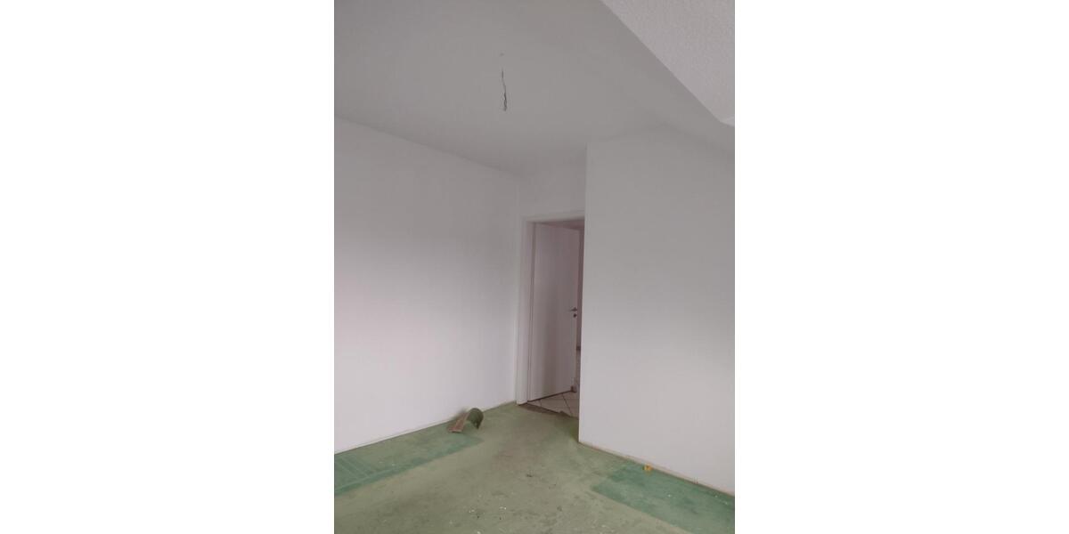 Dachgeschoßwohnung Bad Segeberg - 2 Zimmer, 77 m&sup2;, 750&euro; | Angebot:26144215