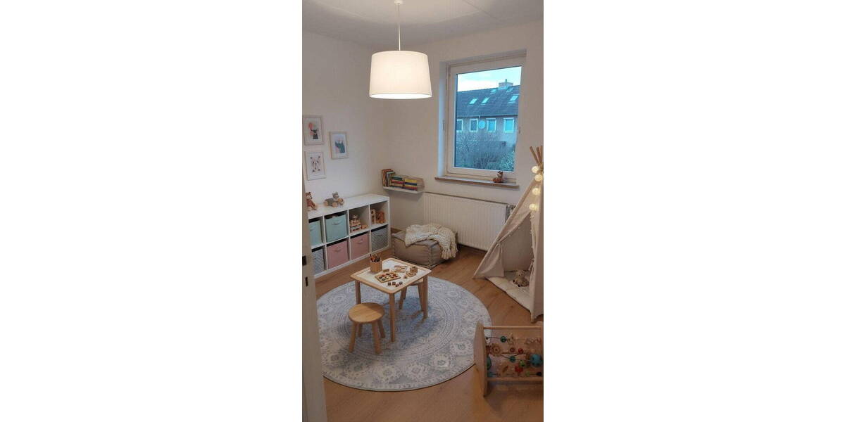 Reihenmittelhaus Lübeck Kücknitz - 3 Zimmer, 66 m&sup2;, 170.000&euro; | Angebot:26228710