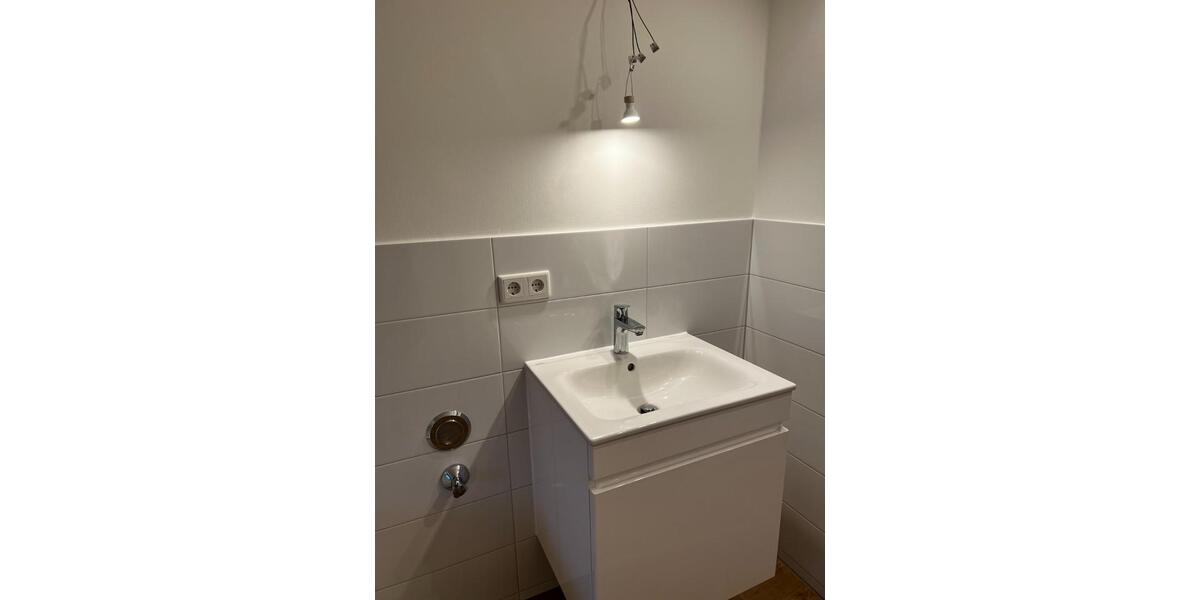 Reihenhaus Lübeck Sankt Lorenz Nord - 2 Zimmer, 90 m&sup2;, 1.350&euro; | Angebot:24830269