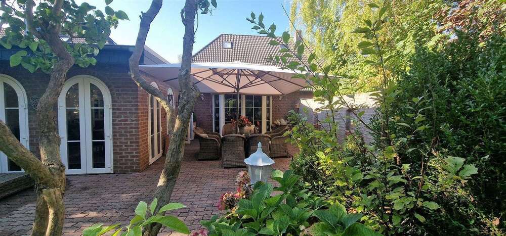 Haus zum Kaufen in Lübeck 535.000 € 180 m² 7 zimmer