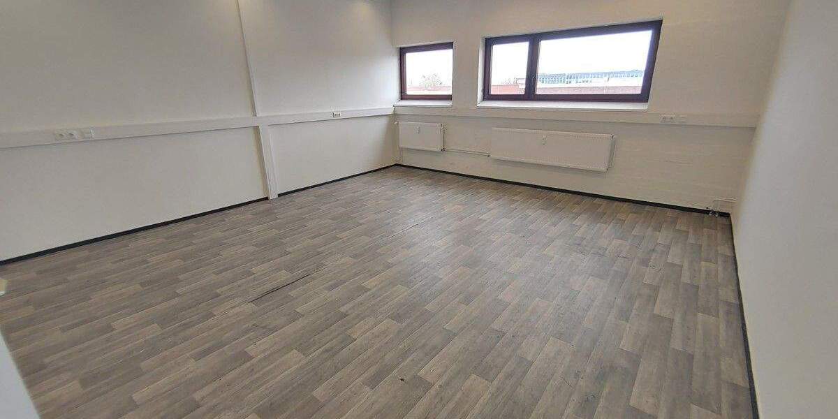 Gewerbeobjekt Lübeck / Genin St. Jürgen - 5 Zimmer, 160 m&sup2;, 850&euro; | Angebot:23952814