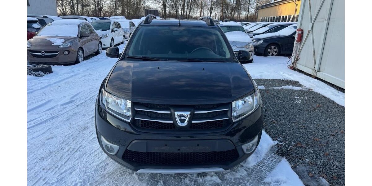 Dacia Sandero 92.000 km 5.999 &euro; Stockelsdorf 23617