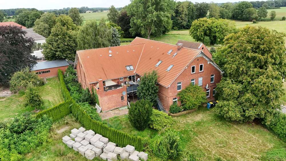 Haus zum Kaufen in Neritz 1.400.000 € 600 m² 16 zimmer