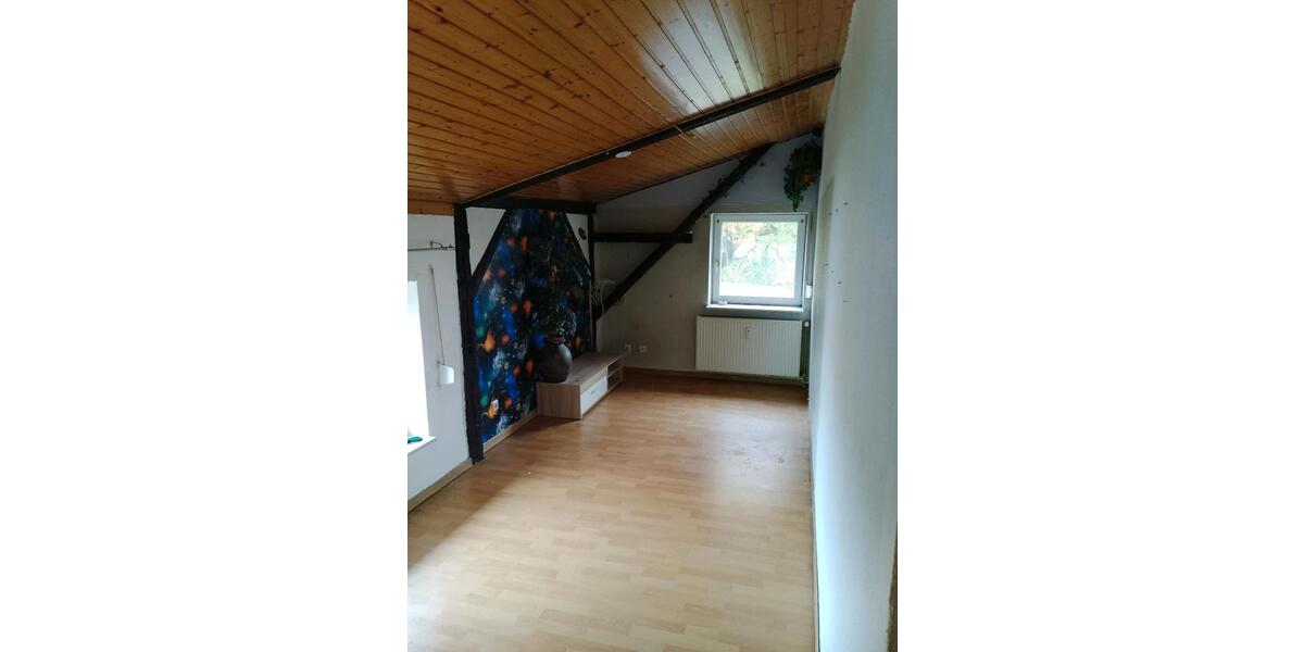 Etagenwohnung Hamberge - 4 Zimmer, 93 m&sup2;, 400&euro; | Angebot:24829550