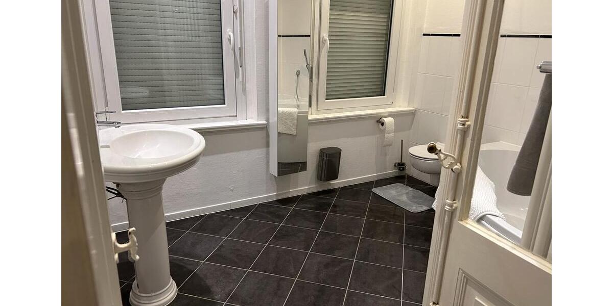 Erdgeschoßwohnung Lübeck Sankt Lorenz Nord - 4 Zimmer, 90 m&sup2;, 2.000&euro; | Angebot:25029119