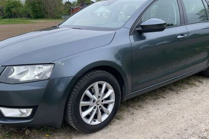 Skoda Octavia 354.300 km 5.990 &euro; Weede 23795
