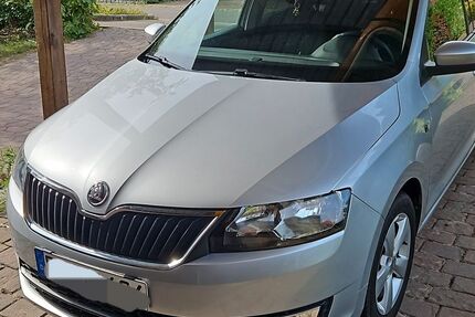 Skoda Rapid 121.000 km 6.425 &euro; Sandesneben 23898