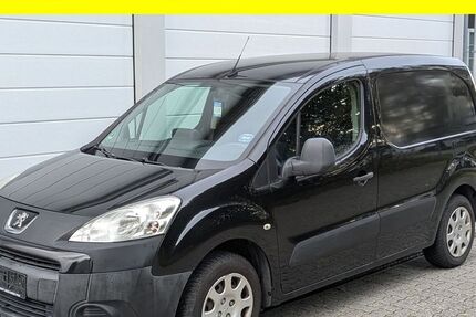 Peugeot Partner 178.359 km 4.700 &euro; Lübeck 23556