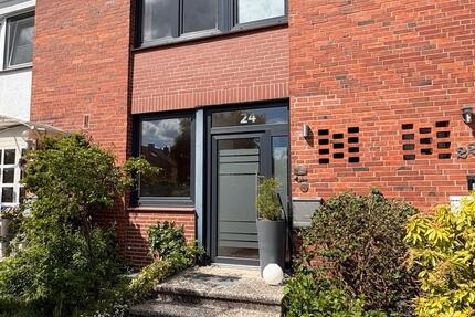 Haus Bad Schwartau - 5 Zimmer, 71 m&sup2;, 320.000&euro; | Angebot:26689576