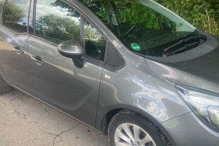 Opel Meriva 84.426 km 8.900 &euro; Walksfelde 23896