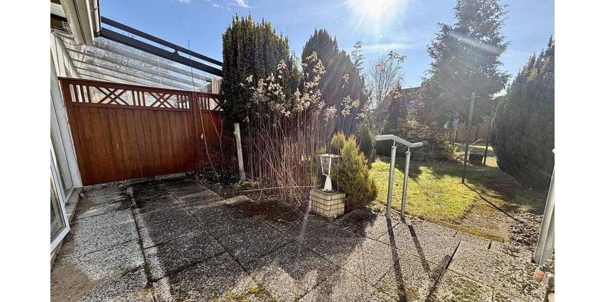 Reihenmittelhaus Lübeck Kücknitz - 4 Zimmer, 70 m&sup2;, 180.000&euro; | Angebot:25679922